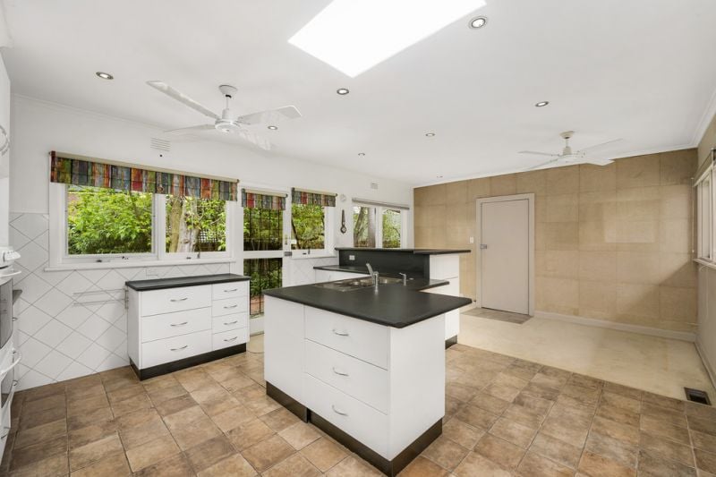 17-19 Balcombe Park Lane, Beaumaris - Thumbnail 2