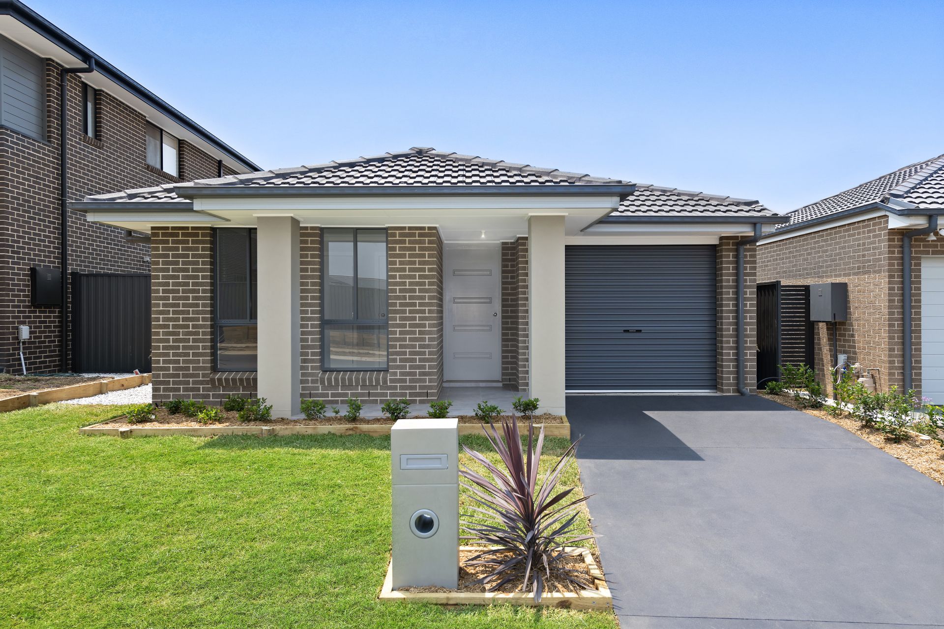 Real Estate For Sale 29 Akuna Street Gregory Hills , NSW