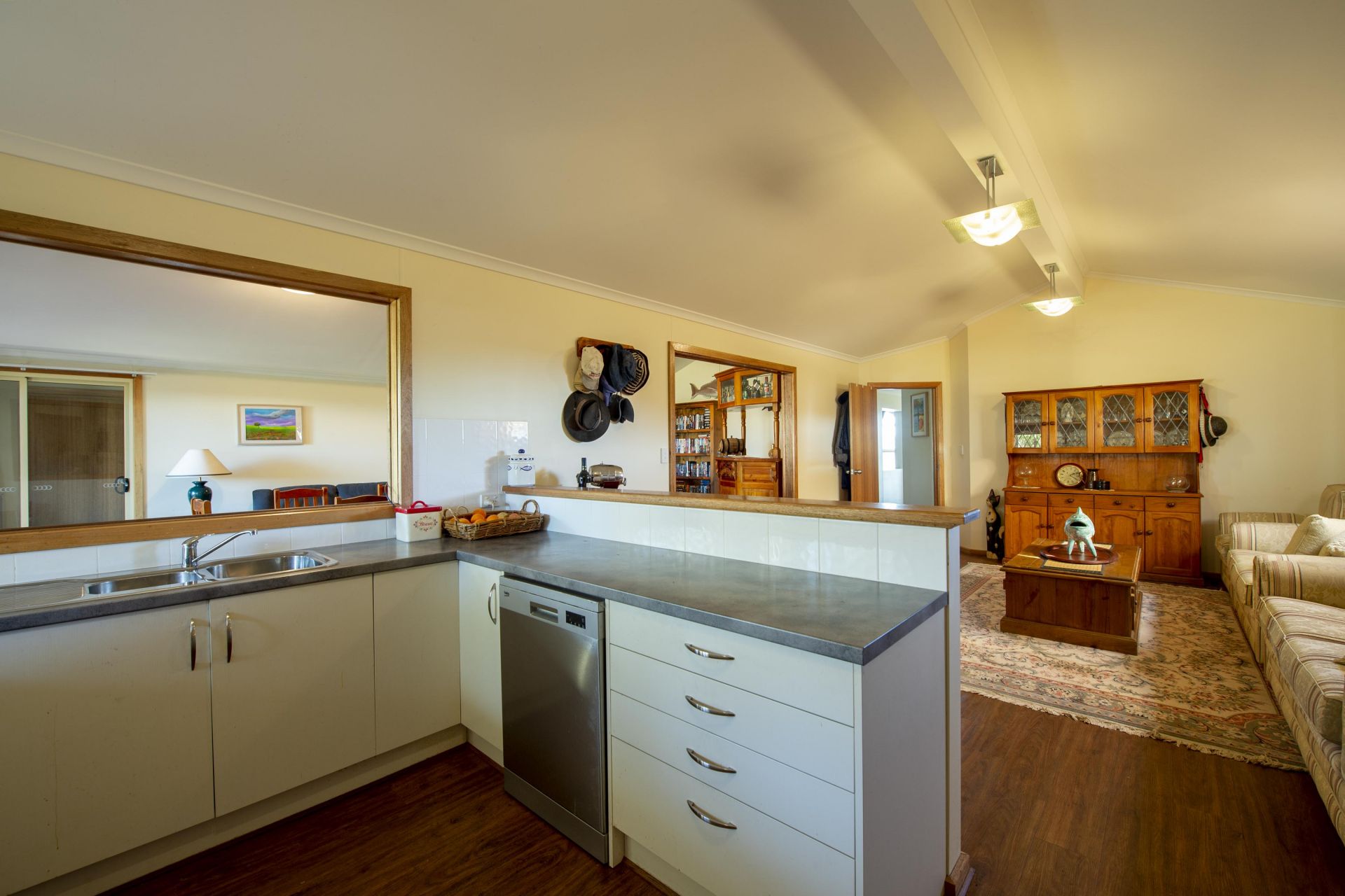 5 Moshulu Street Port Broughton SA, Port Broughton - Thumbnail 7