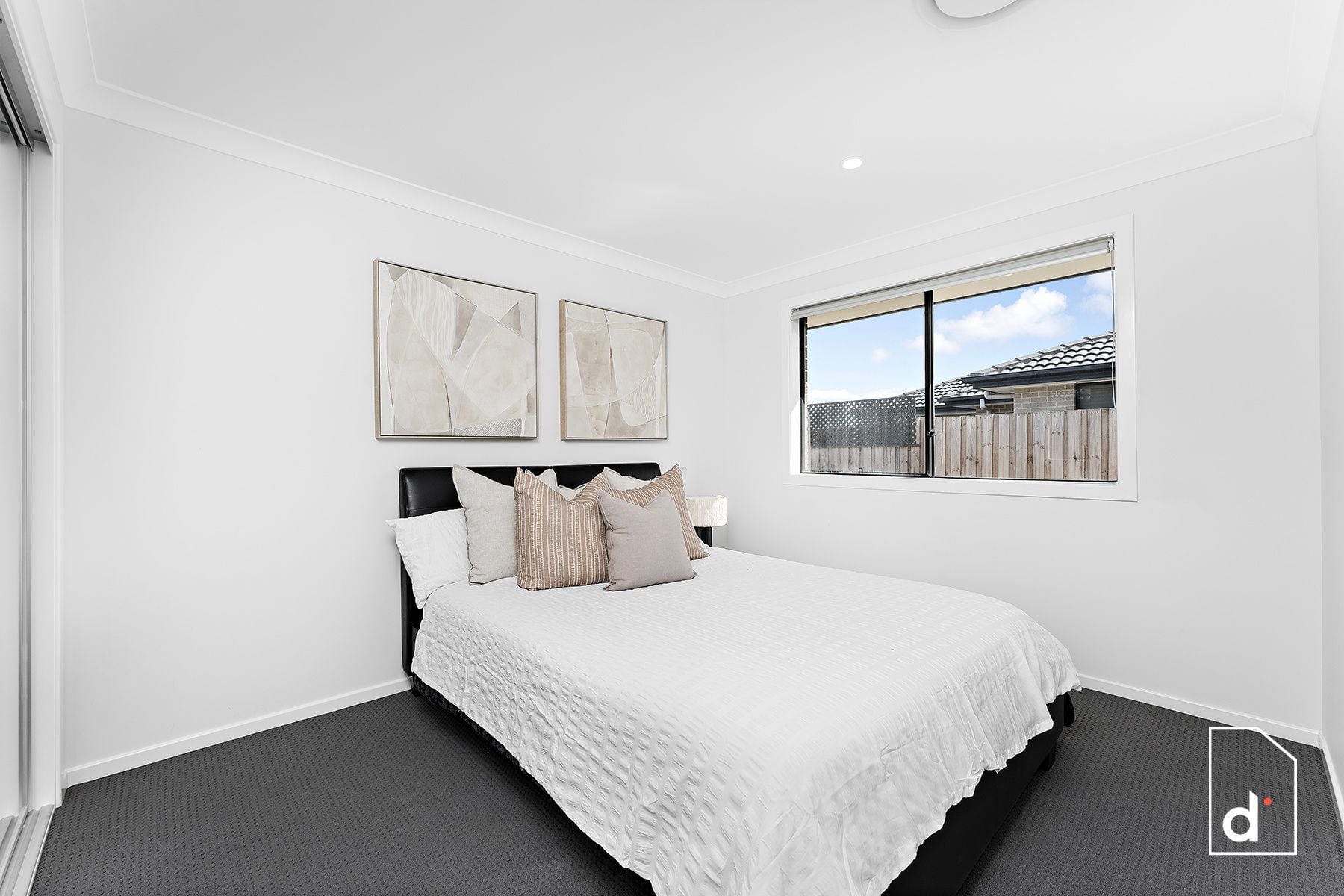 8 Huskisson Street, Tullimbar NSW