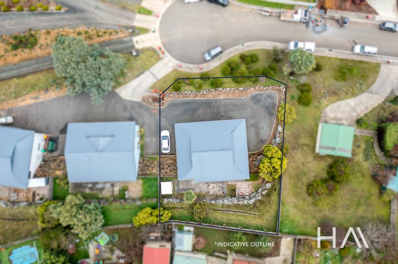 1/24 Roberts Crescent Newnham, Newnham - Thumbnail 5