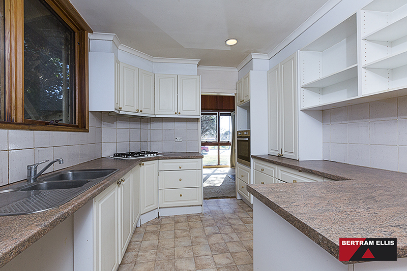 156 Dixon Drive, Holder - Thumbnail 5