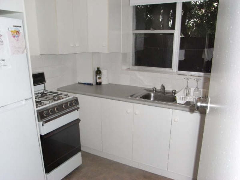 53 Caronia Ave, Woolooware - Thumbnail 2