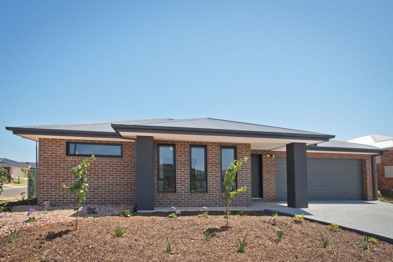 26 Stonehill Drive, Bacchus Marsh - Thumbnail 2
