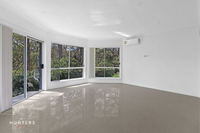 27-31 Woodstream Crescent, Kellyville