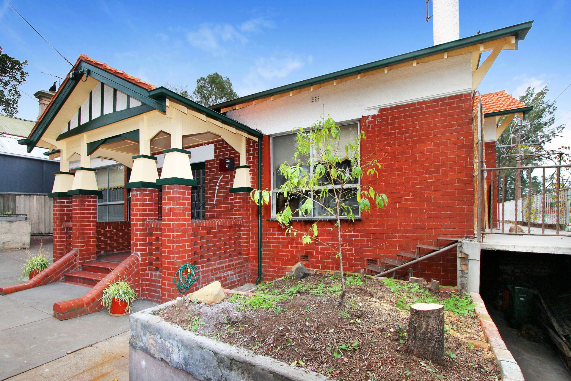 PRESTIGIOUS EDWARDIAN ON HIGH STREETS FINEST LOCATION