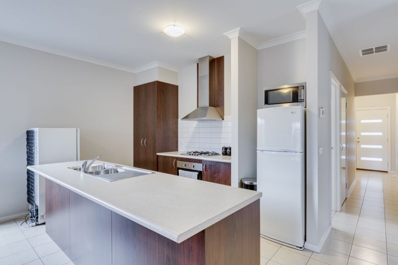 4/36 Somerton Court, Bacchus Marsh - Thumbnail 3