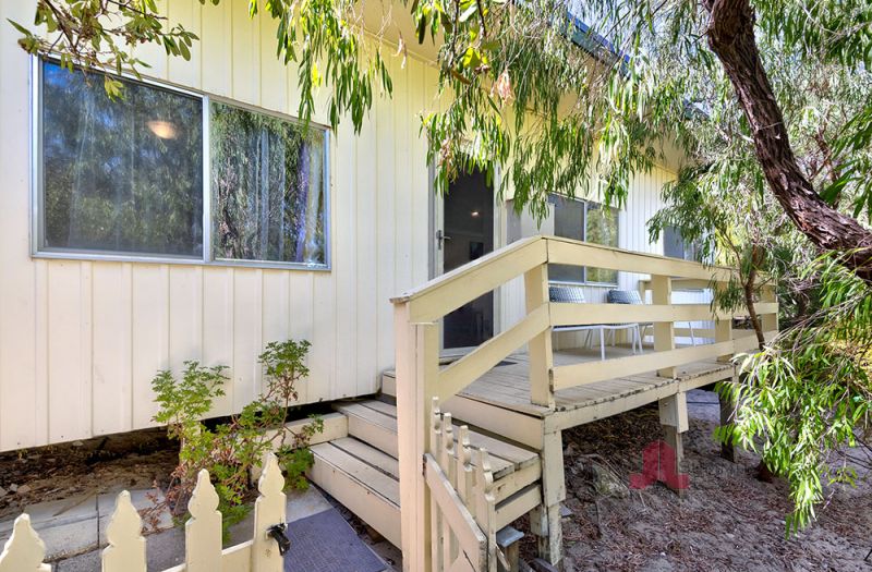 Real Estate For Sale 29 Myalup Beach Road Myalup , WA