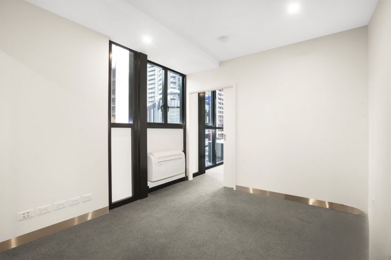 301/33 Clarke Street, Southbank - Thumbnail 6