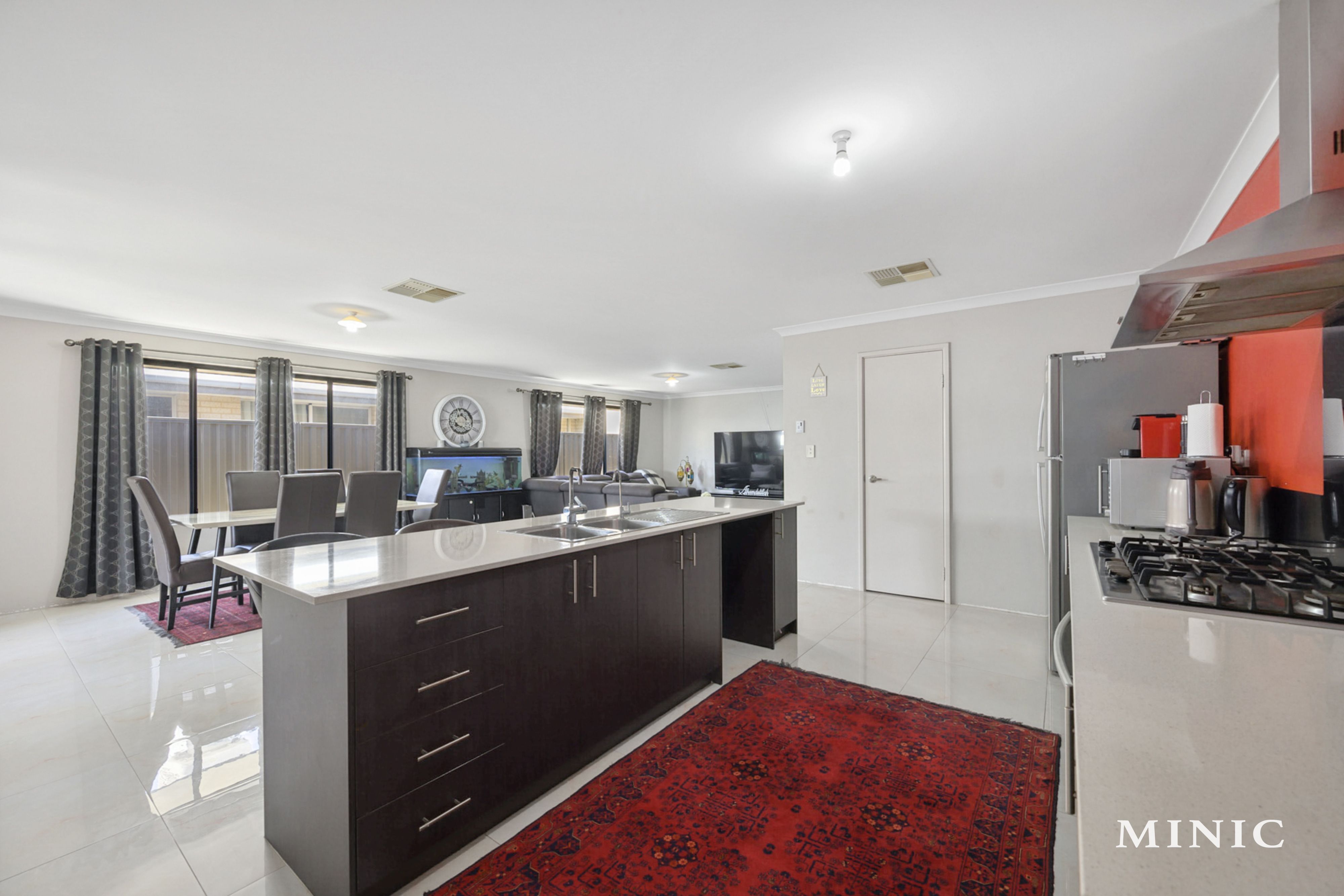 Real Estate For Sale 21 Strathclyde Circuit Champion Lakes , WA