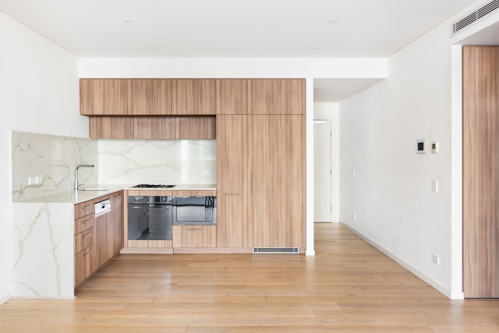301BB/18 University Road, Miranda, Miranda - Thumbnail 4