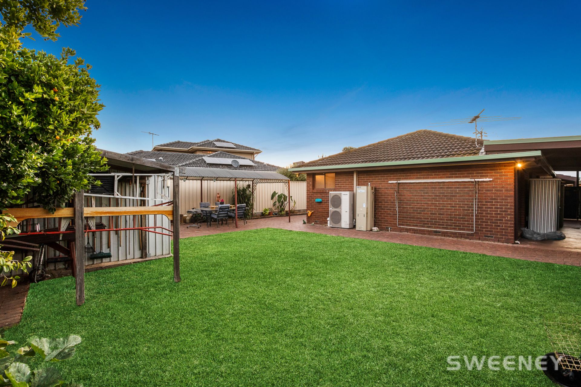 29 Edwards Drive, Altona Meadows - Thumbnail 4