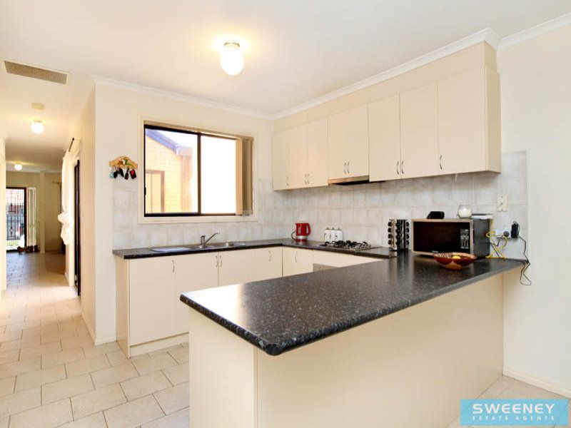 2/57 Allenby Road, Hillside - Thumbnail 3