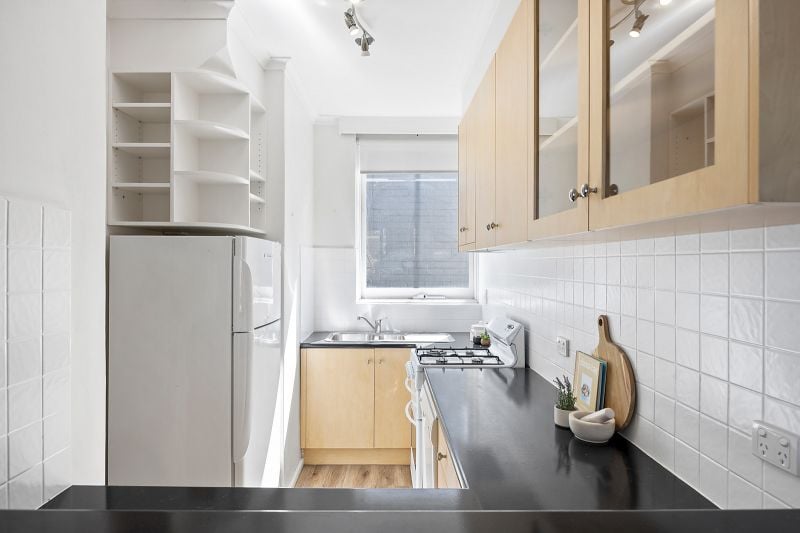7/23 Chapel Street, St Kilda - Thumbnail 4