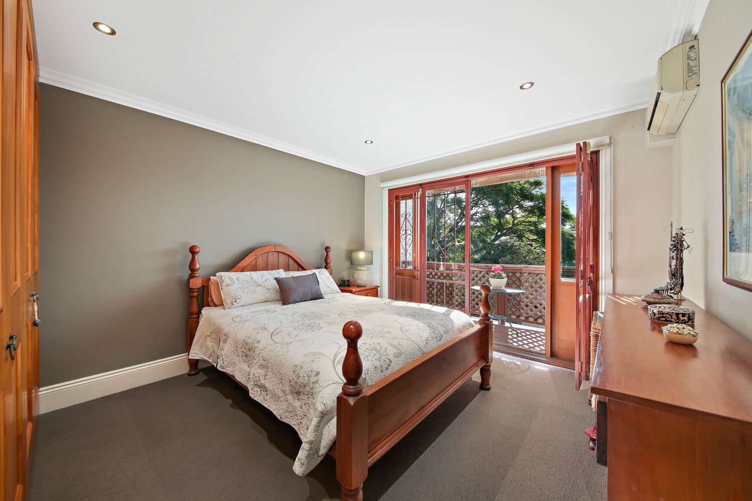 Charming Victorian Cottage