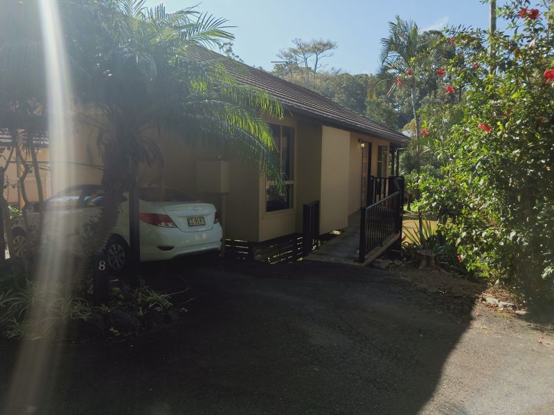 Cardow & Partners Property are pleased to exclusively offer this two bedroom, recently renovated villa available for rent.