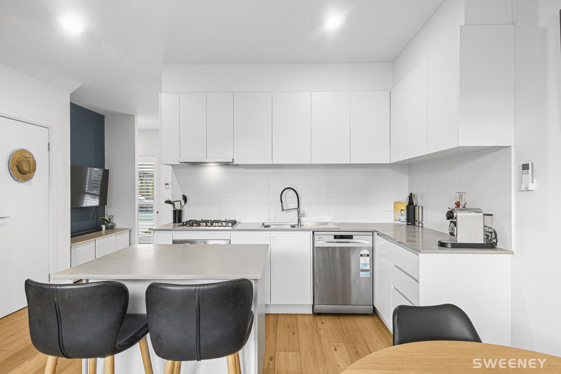 3 Park Parade, Altona - Thumbnail 5