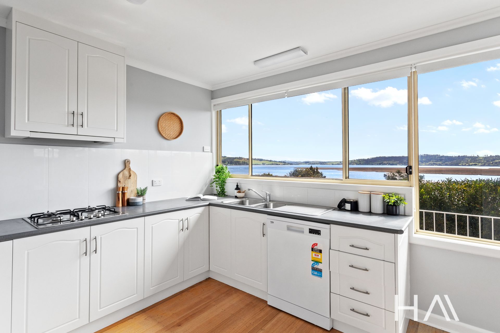 64 Beach Road Legana, Legana - Thumbnail 8