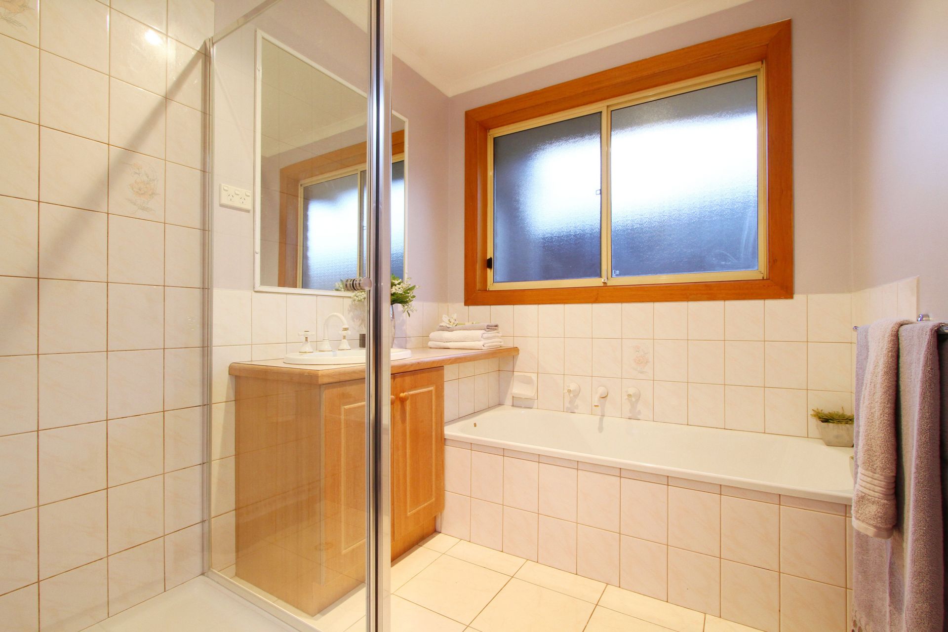Secluded, Sparkling And Stylish