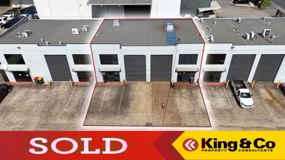 3 & 4/212 Curtin Avenue West, Eagle Farm