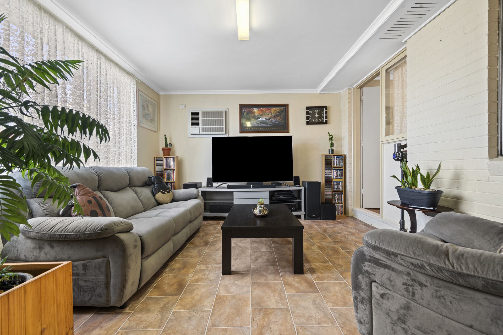 AFFORDABLE 4 BEDROOM FAMILY HOME
