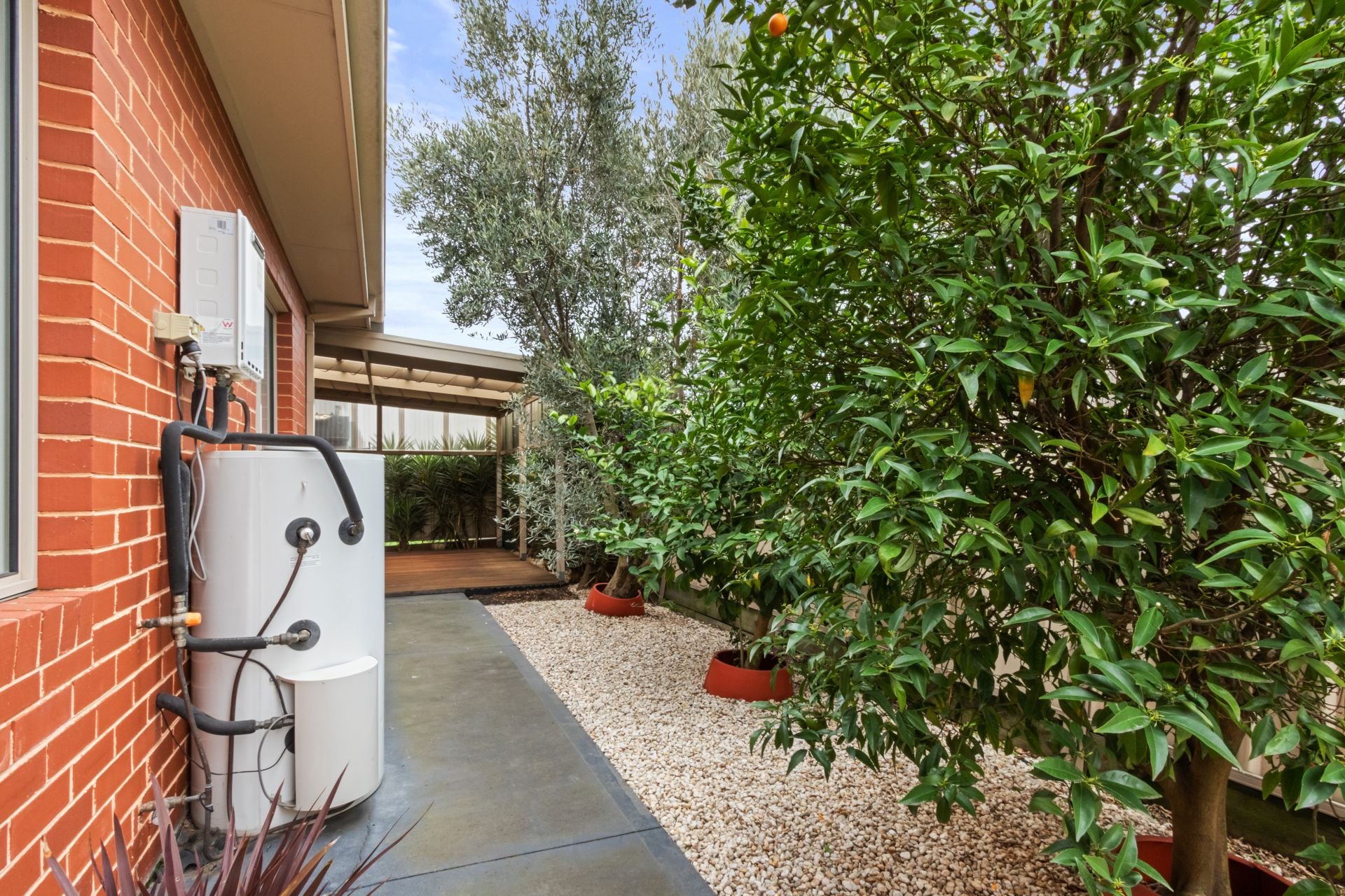 Outstanding Unit in Central Locale