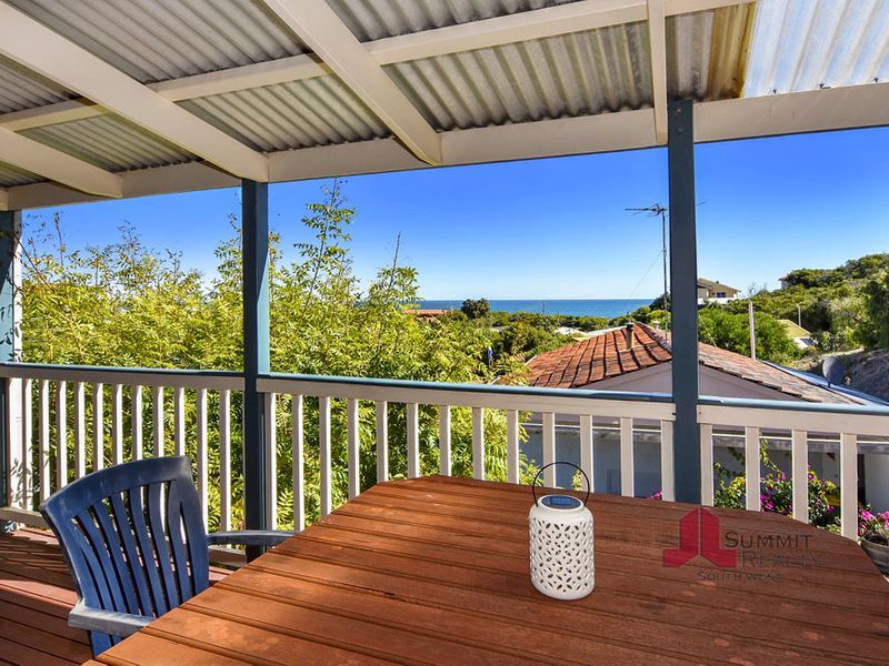 Real Estate For Sale 12 Carleen Avenue Binningup , WA