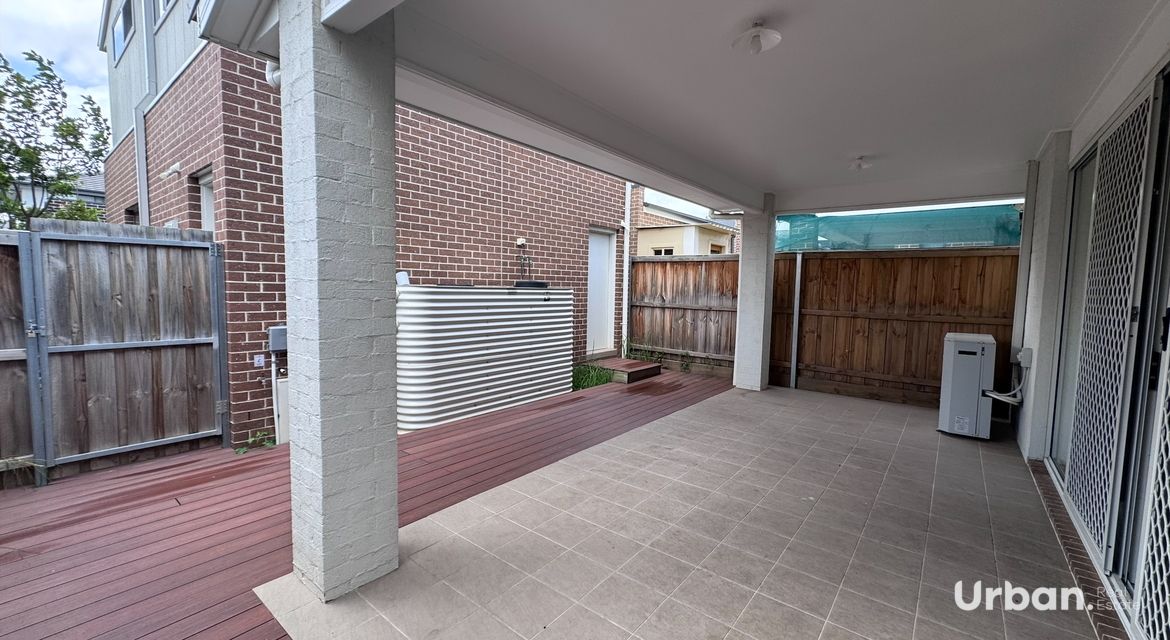 Austral 121 Andalusian Street