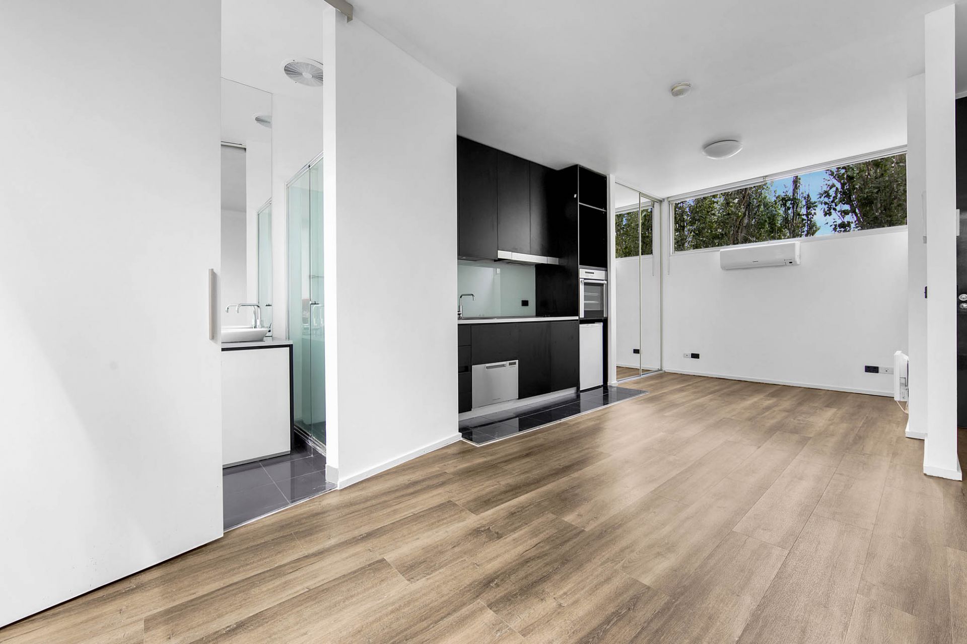 15/186 Barkly Street, St Kilda - Thumbnail 4