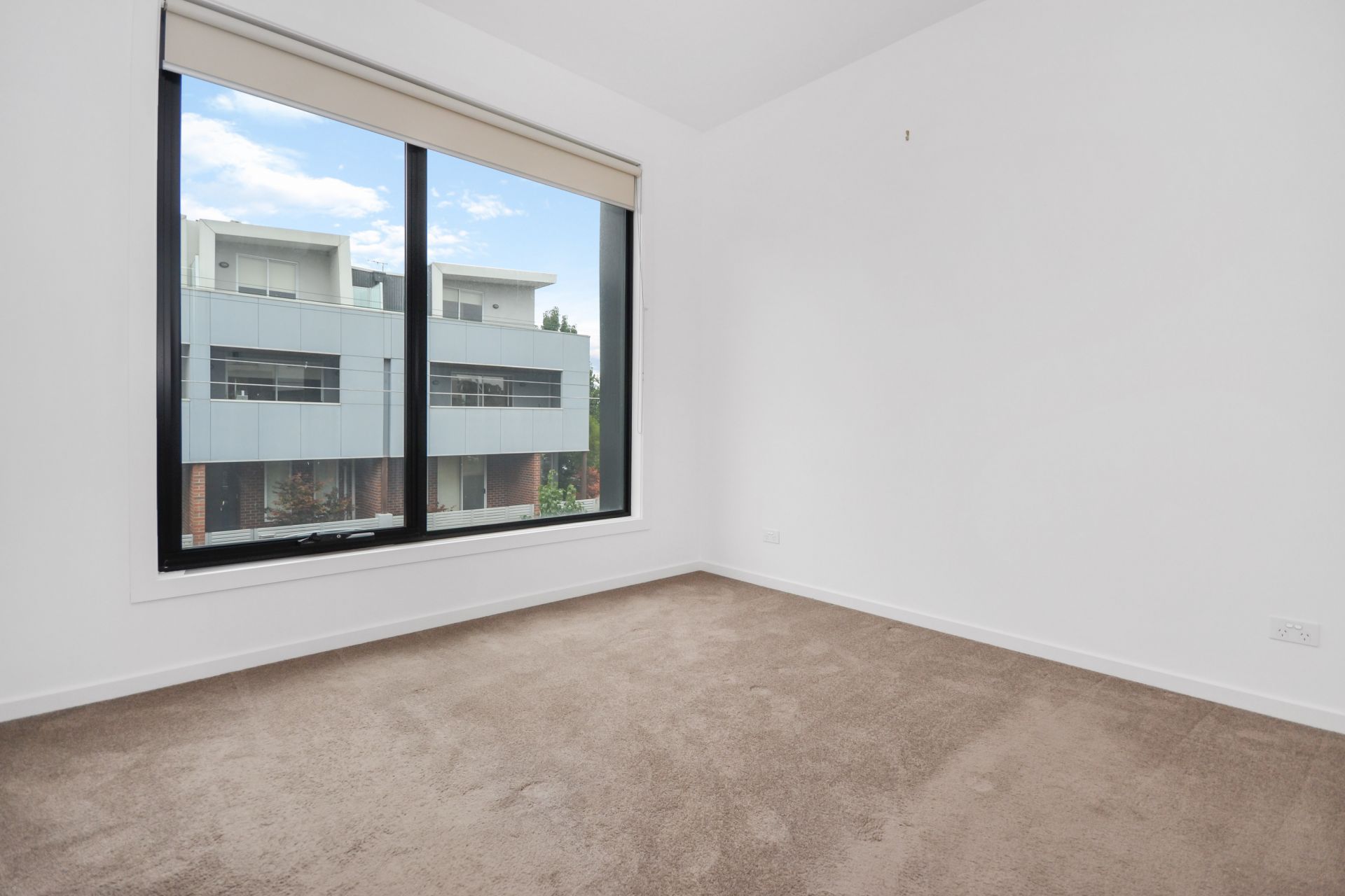 Light filled living in Northcote