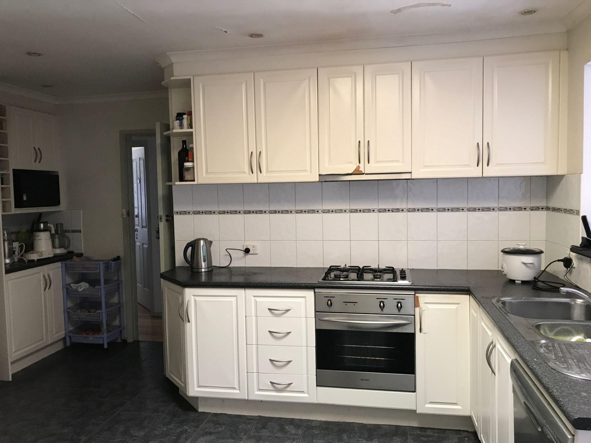 FAMILY HOME IN A PRIME LOCATION