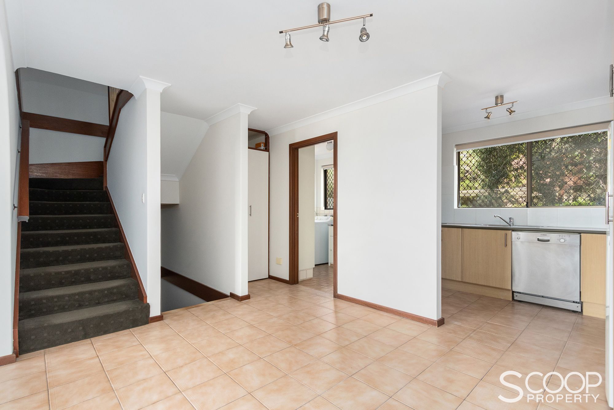 Real Estate For Lease 3/30 Burt Street Fremantle , WA