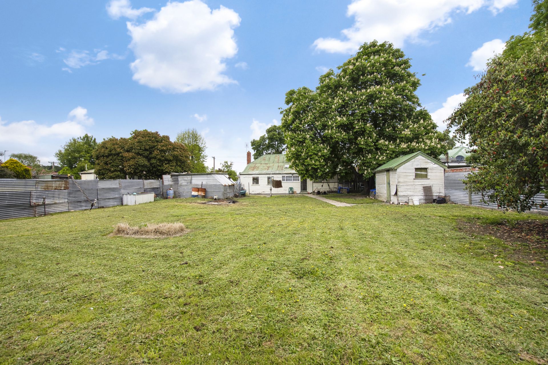 18 Leichardt Street Beaufort VIC, Beaufort - Thumbnail 2
