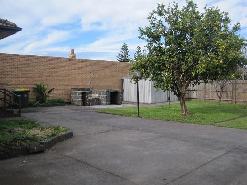 FABULOUS FRESHLY PAINTED FAMILY HOME !!!  ***INSP SAT 11TH AUG @ 11AM-11.15AM***