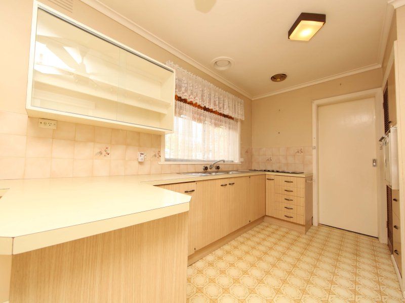 52 Schotters Rd MERNDA, Mernda - Thumbnail 8