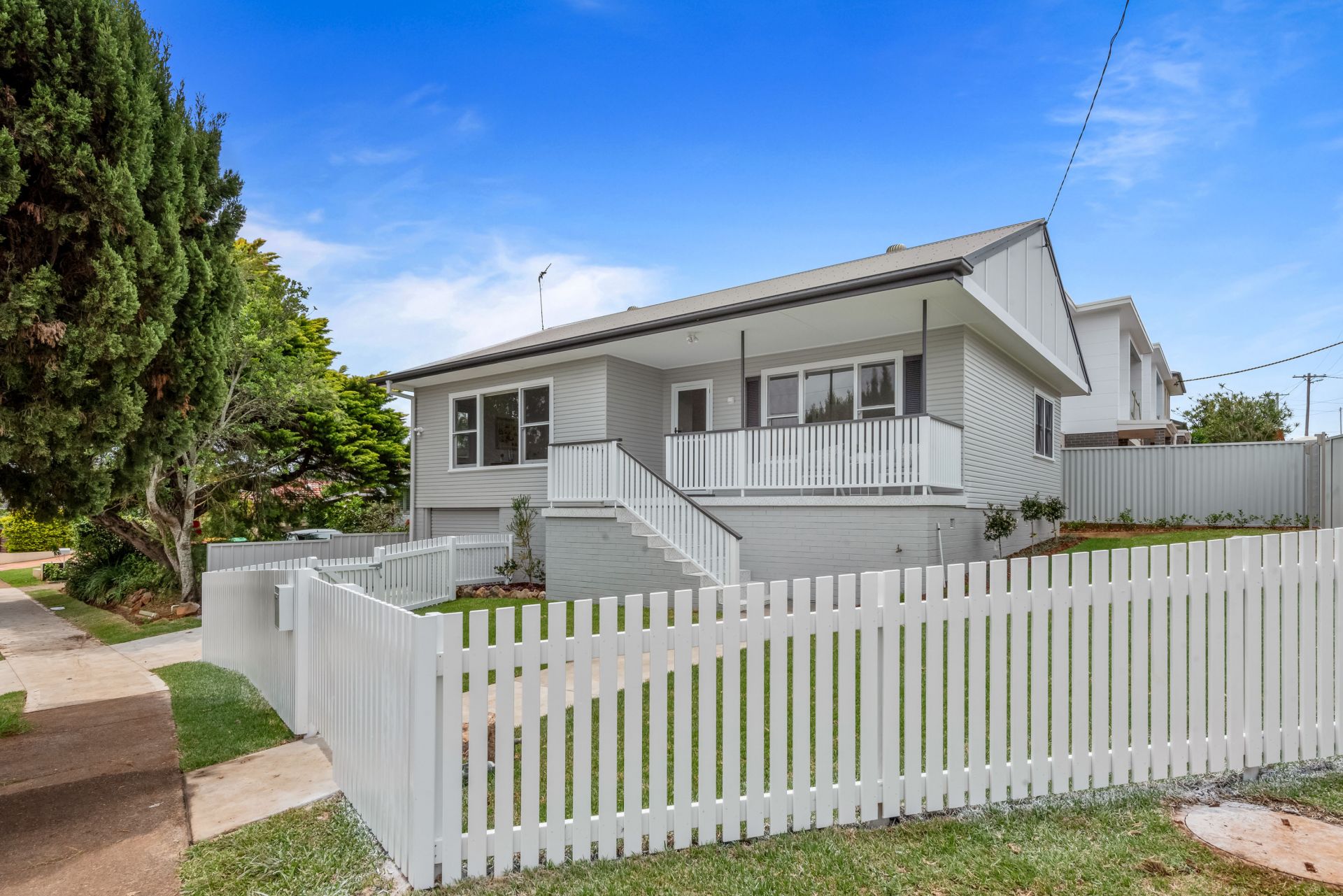 22 Lake Road, Port Macquarie HEM Real Estate
