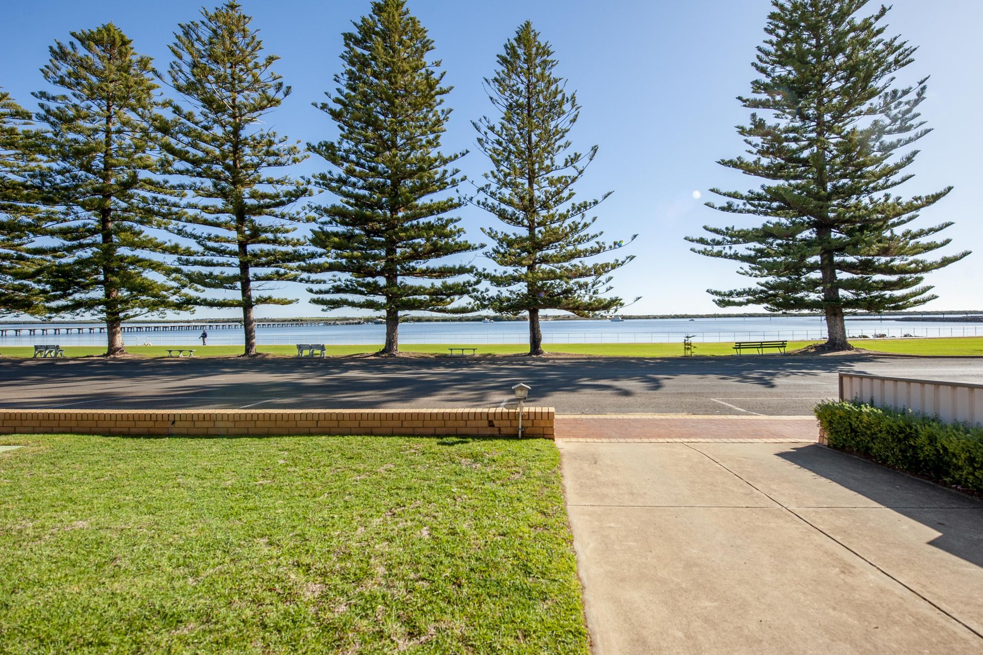 7 West Terrace Port Broughton SA, Port Broughton - Thumbnail 2