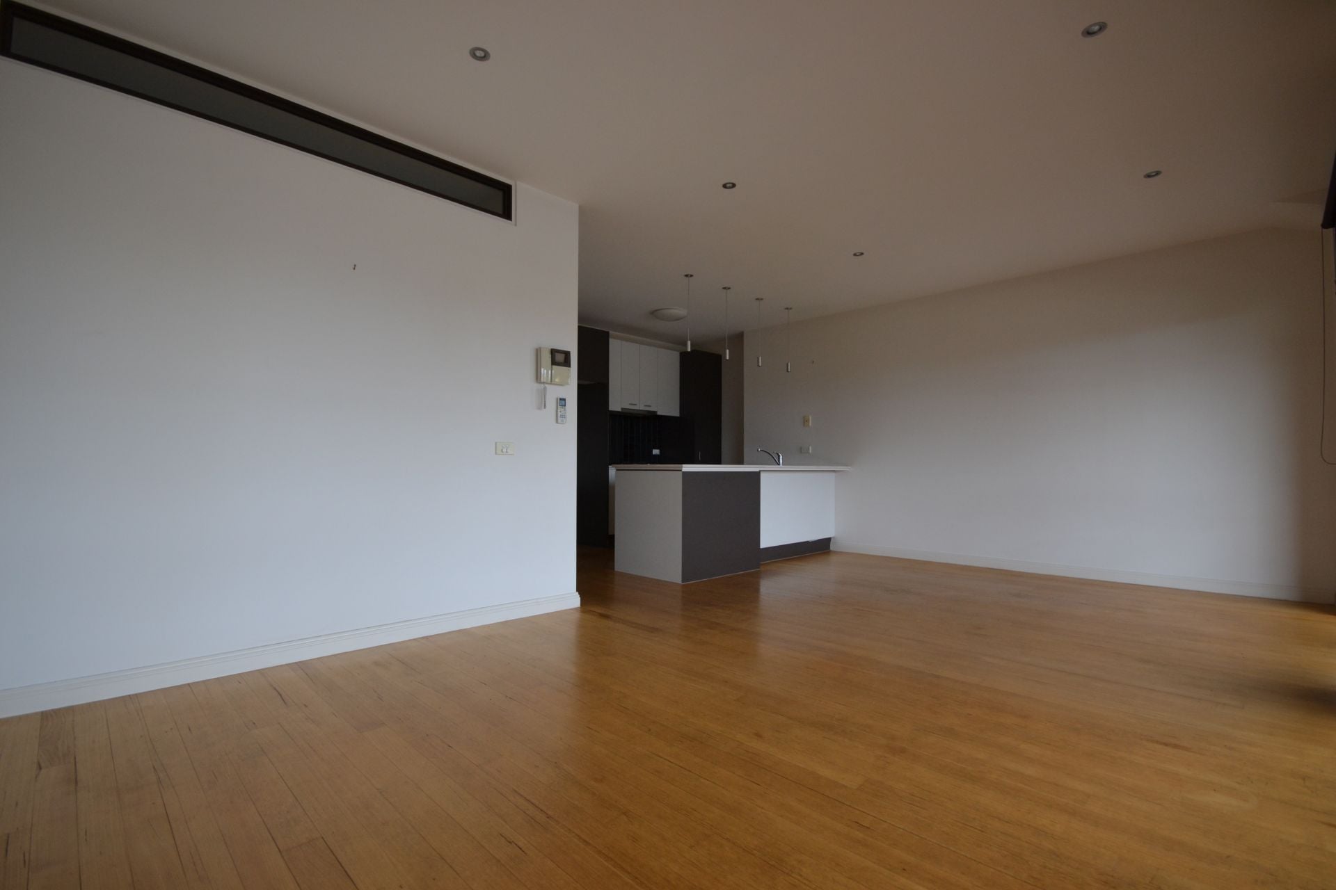 EXCLUSIVE APARTMENT LIVING
