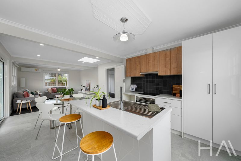 1/8 Kenbrae Avenue Glenorchy, Glenorchy - Thumbnail 5