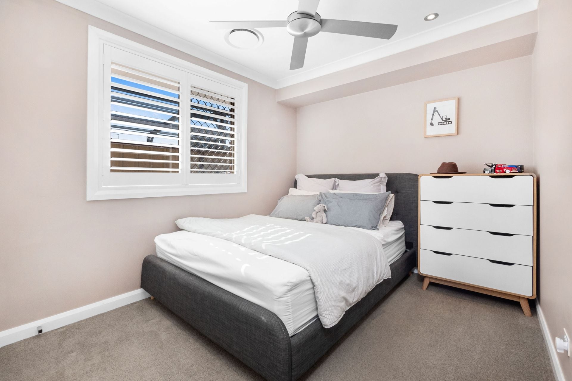 Real Estate For Sale 11 Wolseley Road Mcgraths Hill , NSW