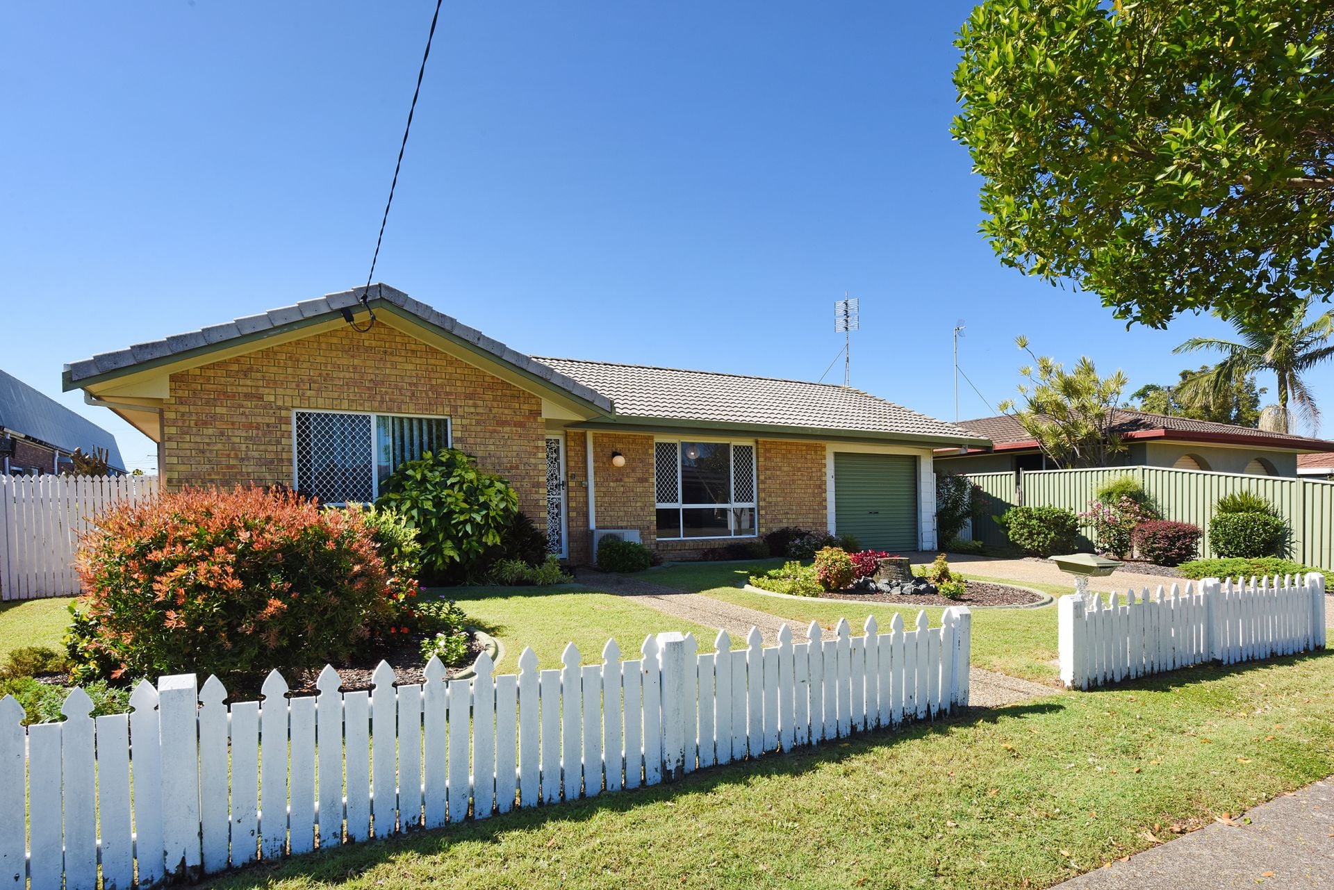 11 Ilaroo Crescent Warana QLD, Warana - Thumbnail 2