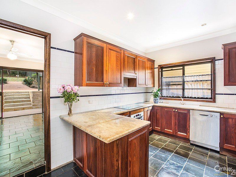 10 The Crescent, WORONORA, Woronora - Thumbnail 5