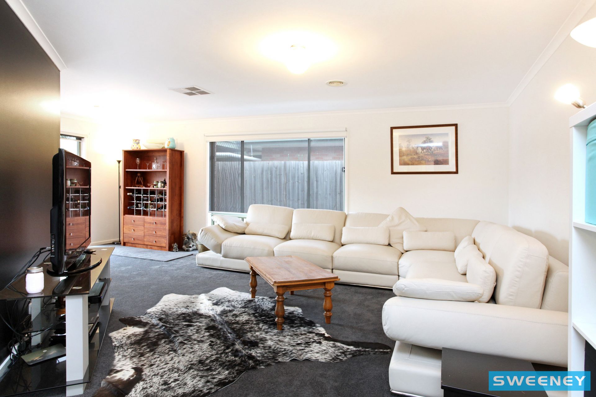 18 Mark Drive, Hillside - Thumbnail 7