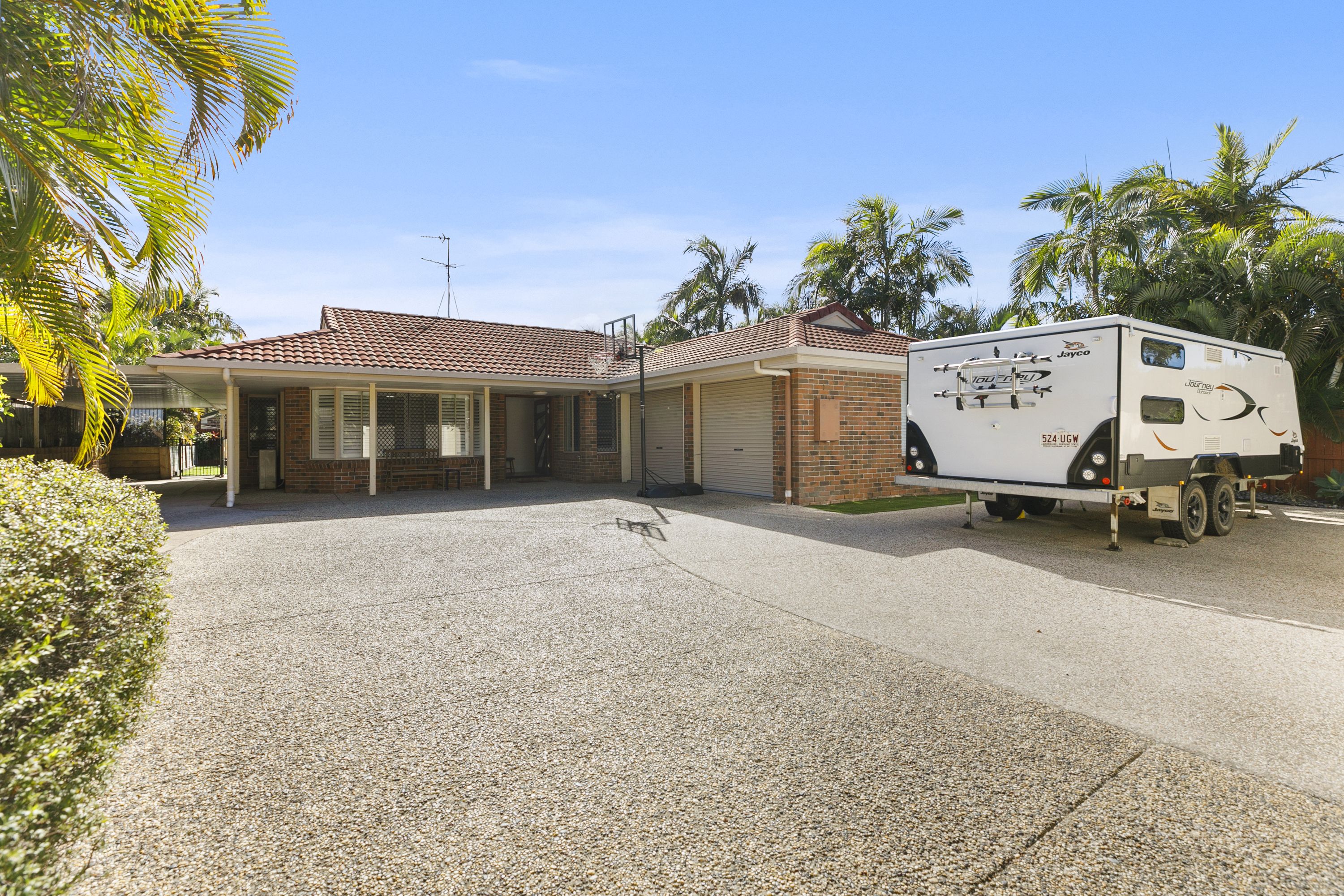 Real Estate For Sale 31 Glenfields Boulevard Mountain Creek , QLD