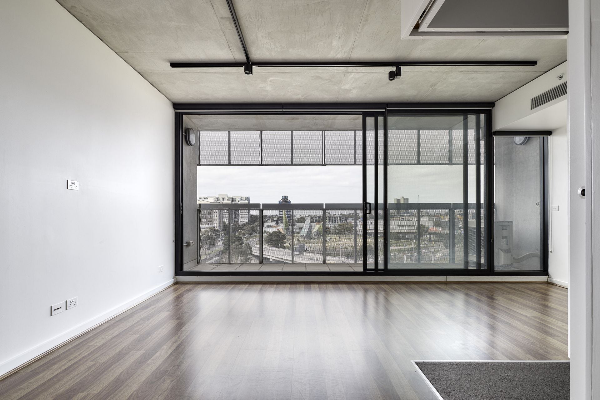 604/152 Sturt Street Southbank