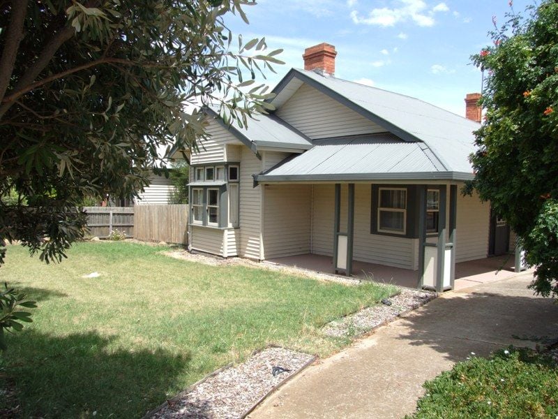 15A Millbank Street, Bacchus Marsh - Thumbnail 2