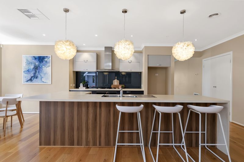 31 Longshore Street, Torquay, VIC, Torquay - Thumbnail 4
