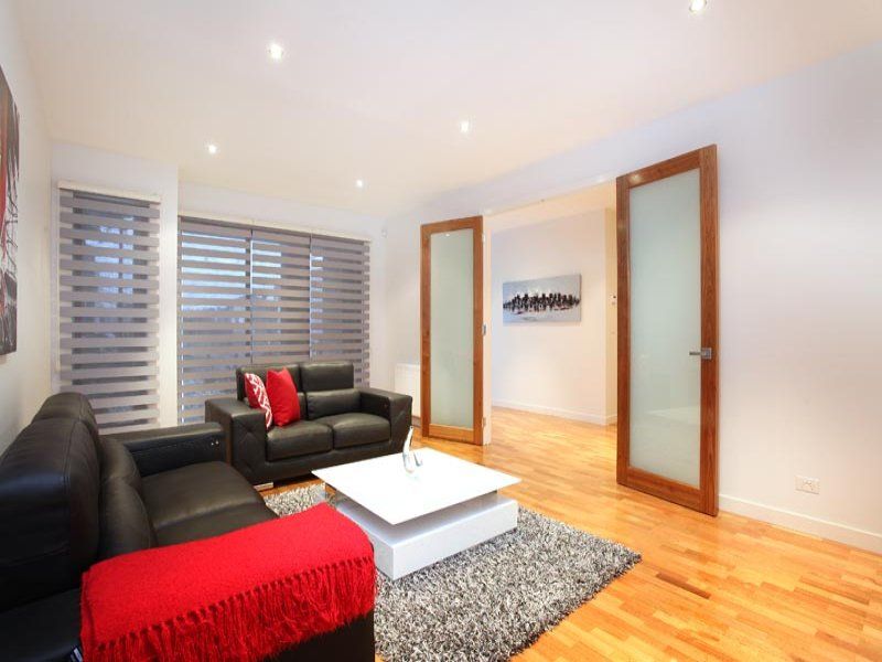 21 Bursaria Drive, Caroline Springs - Thumbnail 6