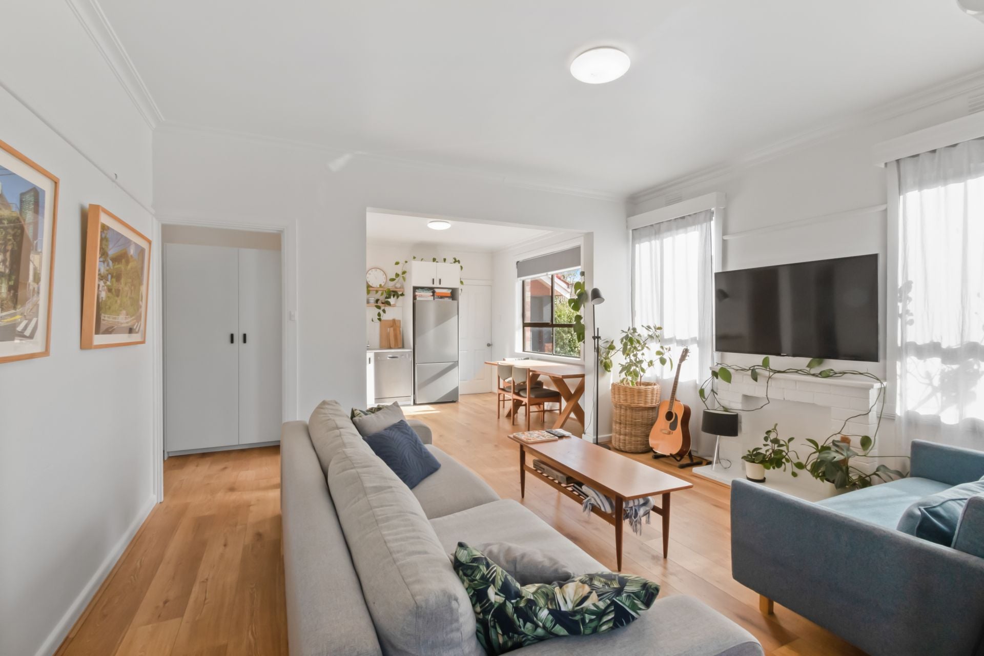 Stunning Renovated 3-Bedroom House in Reservoir