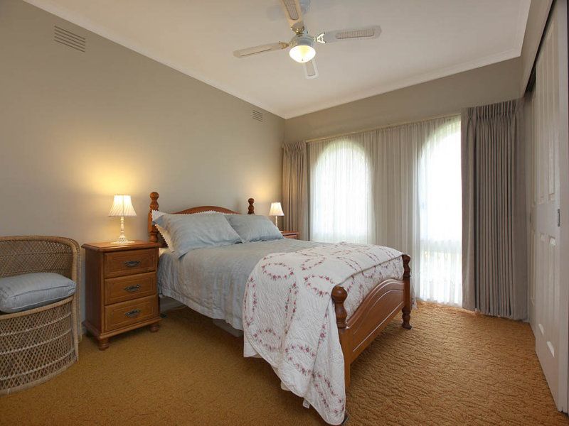 8 Robin Street, Altona - Thumbnail 7